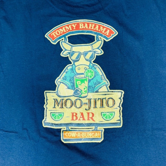 Tommy Bahama Other - Tommy Bahama Men Graphic T-Shirt Size Large Moo Ji
